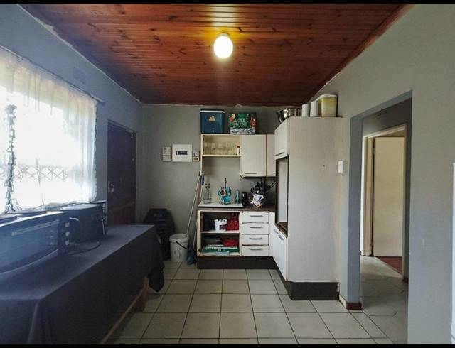 3 BEDROOM PROPERTY TO RENT IN SOUTHERNWOOD
